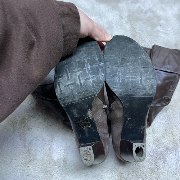 Brown High Heel Boots - Picture 10 of 10